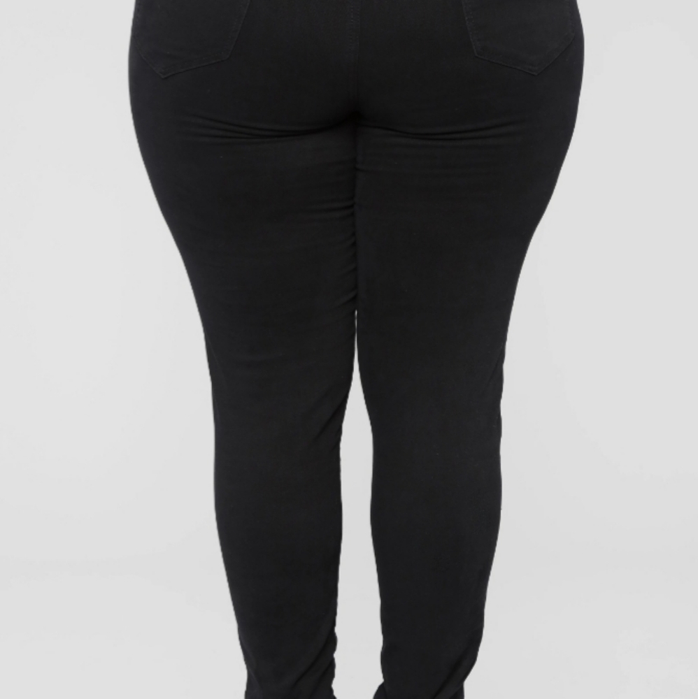 🚫SOLD🚫FASHION nova jeans - Picture 2 of 3